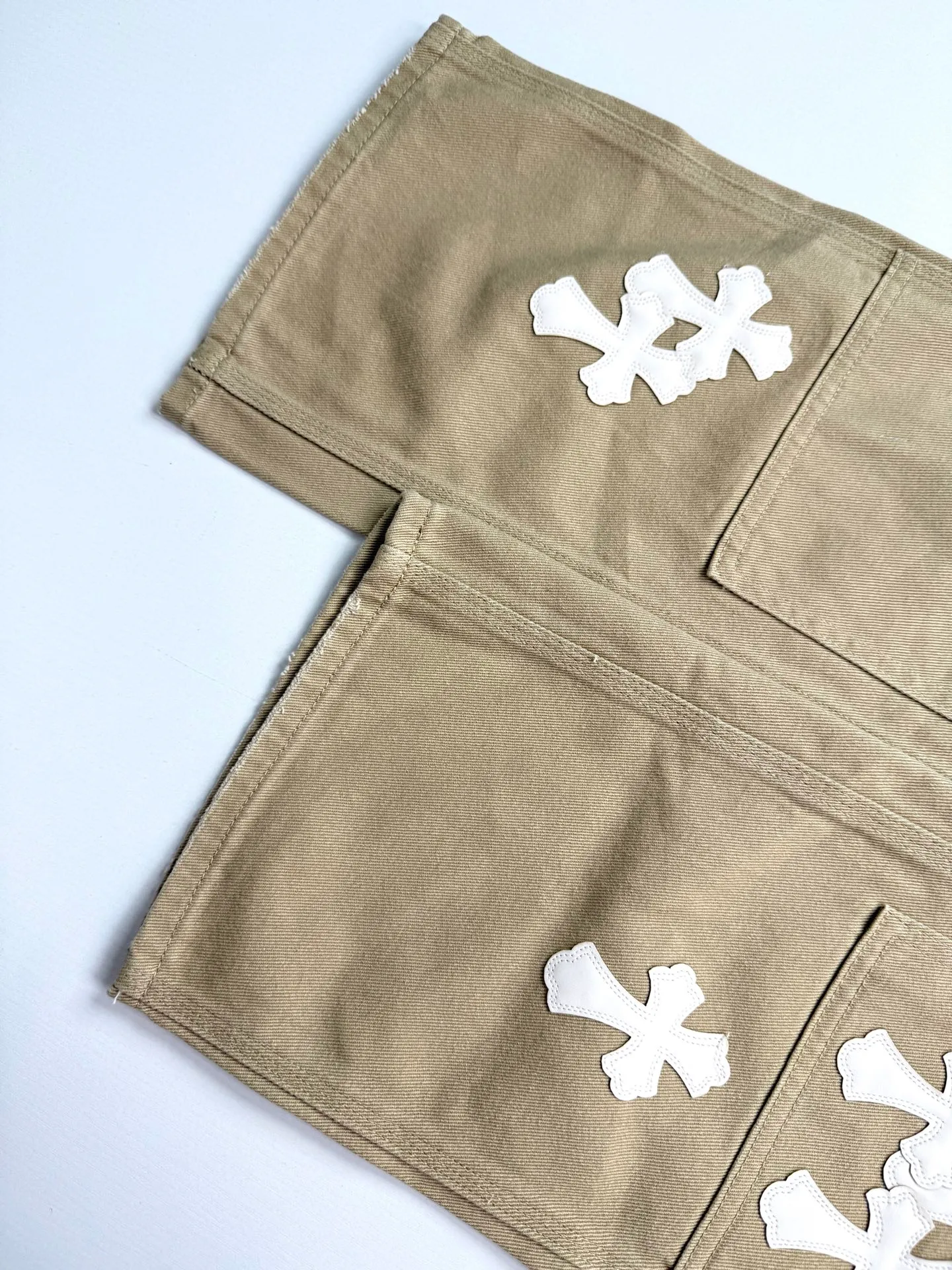 Chrome Heart Khaki Canvas ， Khaki ， White ， ， ， ， ； 、 、 1:1 Size：28/30/32/34/36